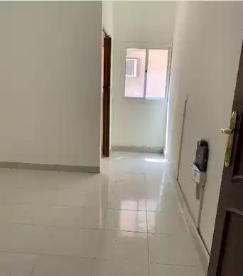 سكني عقار جاهز ستوديو غير مفروش شقة  للإيجار في السد , الدوحة #7336 - 1  صورة 